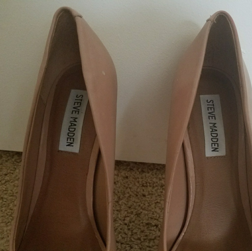 Shoe
